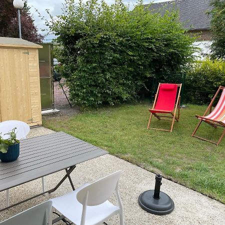 Jolie Maison Avec Jardin Honfleur Exteriör bild
